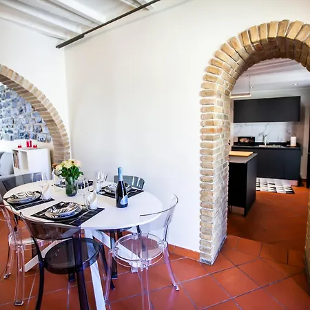 Apartment The Goose House Como