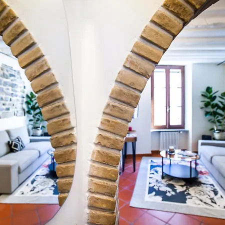 아파트 The Goose House